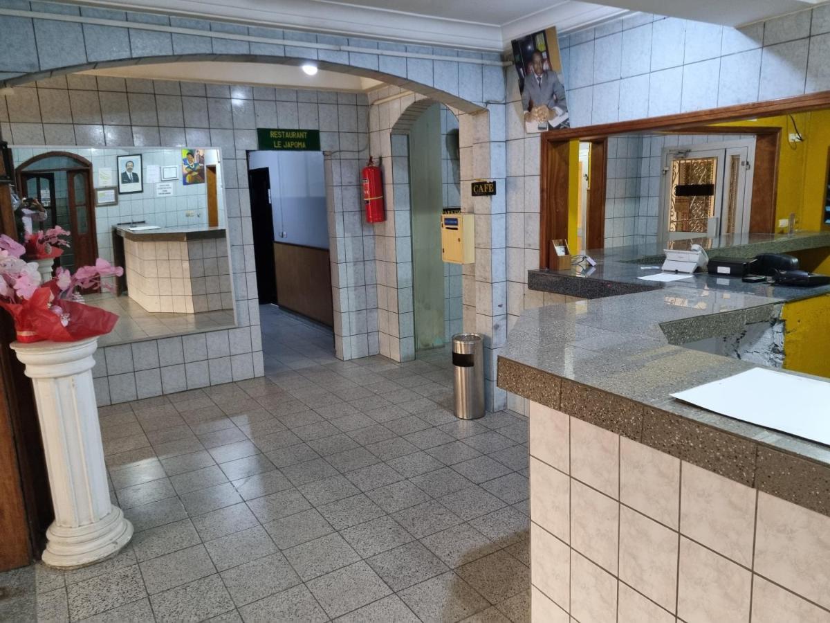 Hotel Saffana Duala Zewnętrze zdjęcie